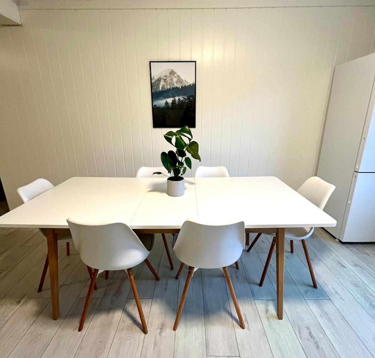 Apartment In The Heart Of Andalsnes Exterior photo